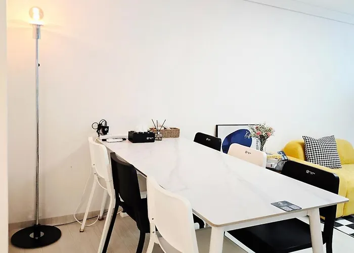 Dmc Stn, 3br, 2ba, Fits7, Free Luggage, Hongdae Appartement